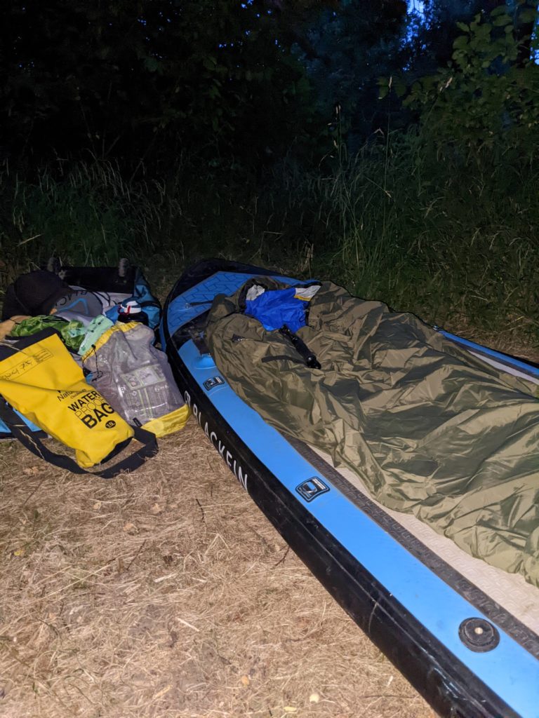 Wild camping with a paddle board on the river thames